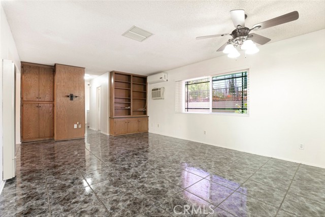 1208 E Avenue R3, Palmdale CA: https://media.crmls.org/medias/c720c356-be3f-4c4c-9772-cde72c401010.jpg