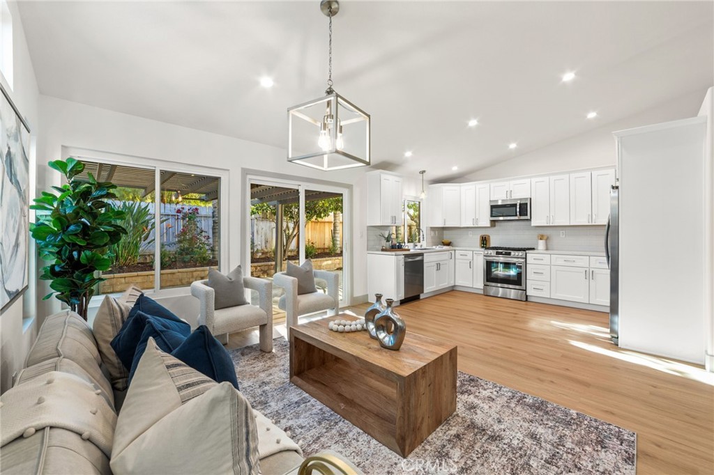 MLS #IV25249857 image #9