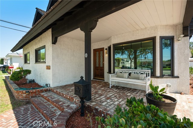 1122 Cranbrook Avenue, Torrance CA: https://media.crmls.org/medias/c72104e5-1860-4831-90f0-ab659e088cc6.jpg