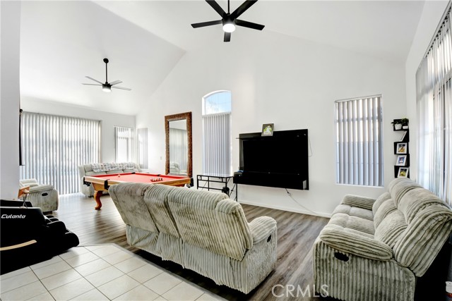 Detail Gallery Image 9 of 31 For 10013 Deep Canyon, Moreno Valley,  CA 92557 - 6 Beds | 3 Baths