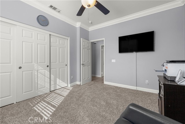 Image 20 of 42 For 26672 Mark Twain Court