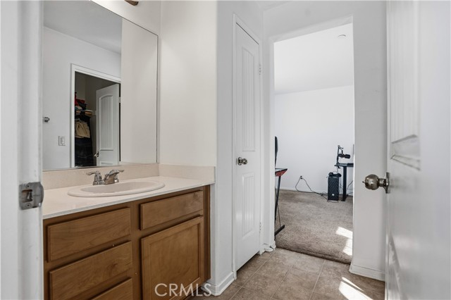 1120 Regala Street, Perris CA: https://media.crmls.org/medias/c722e676-a96f-49a5-a3c2-92ccaa2404b9.jpg