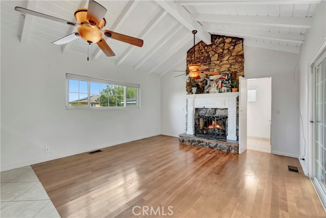 Detail Gallery Image 13 of 28 For 786 S Spanish Oak Ln, La Puente,  CA 91746 - 3 Beds | 1/1 Baths