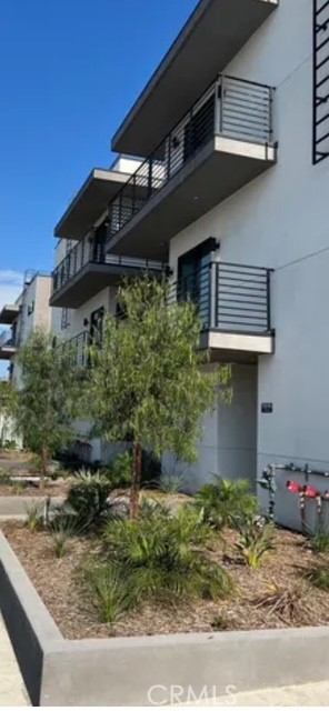 6719 Sepulveda Boulevard, Van Nuys CA: https://media.crmls.org/medias/c724424d-9ad1-45e8-b0be-84d101df2cef.jpg