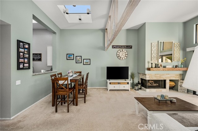 Detail Gallery Image 4 of 30 For 5744 E Creekside #37,  Orange,  CA 92869 - 1 Beds | 1 Baths