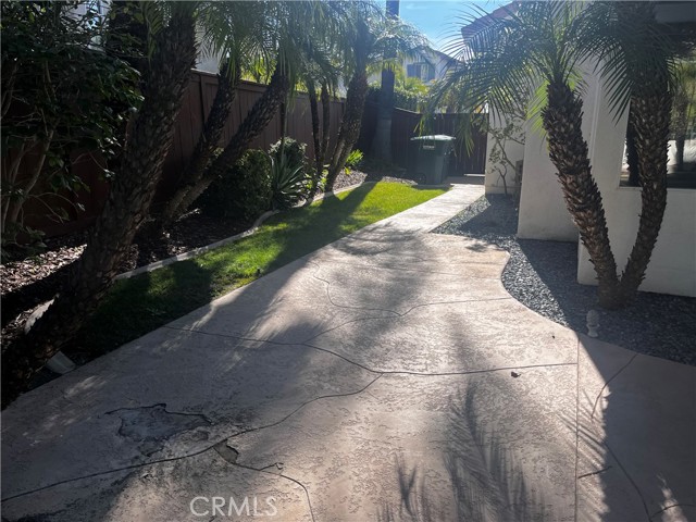 29 Del Padre, Lake Forest CA: https://media.crmls.org/medias/c724e07e-8a45-4b72-aee0-a66805bae887.jpg