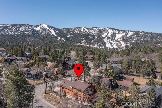 Detail Gallery Image 3 of 63 For 1298 Luna Rd, Big Bear City,  CA 92314 - 4 Beds | 3 Baths
