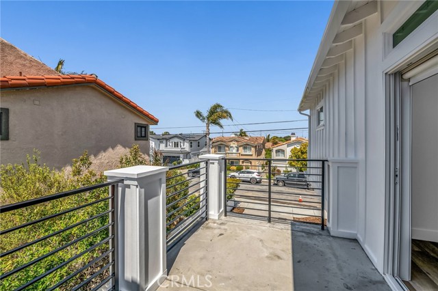 Detail Gallery Image 41 of 63 For 2304 Harriman Ln a,  Redondo Beach,  CA 90278 - 4 Beds | 3/1 Baths
