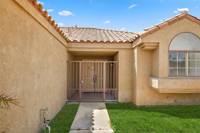 Detail Gallery Image 3 of 30 For 1451 E Padua Way, Palm Springs,  CA 92262 - 2 Beds | 2 Baths