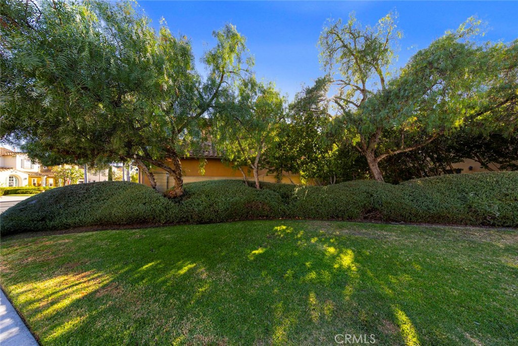 MLS #OC25172072 img 32