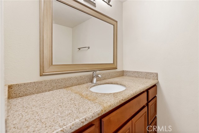Detail Gallery Image 14 of 29 For 41855 Borealis Dr, Temecula,  CA 92592 - 4 Beds | 2/1 Baths