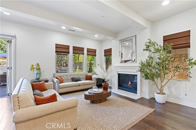 Detail Gallery Image 11 of 46 For 9 Spanish Moss, Irvine,  CA 92602 - 6 Beds | 5 Baths