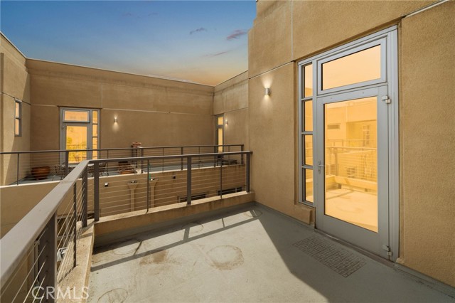 133 The N, Long Beach CA: https://media.crmls.org/medias/c72b5f33-afd3-4d23-9fdb-3f72de74191a.jpg