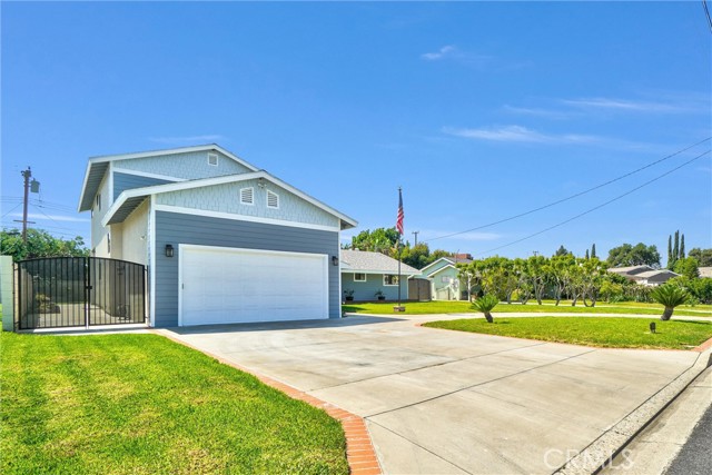 14141 Clarissa Lane, North Tustin CA: https://media.crmls.org/medias/c72bf101-f95f-42b5-b19a-dd2834accbe0.jpg