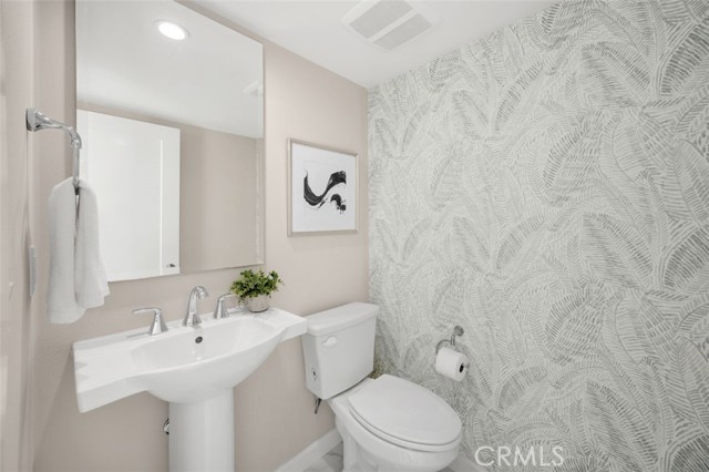 100 Soaring Eagle, Irvine CA: https://media.crmls.org/medias/c72c4715-be4d-4043-904d-7b29d670c0a0.jpg