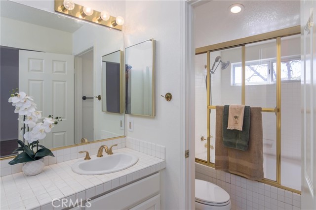 Detail Gallery Image 16 of 25 For 2887 Ashley Dr, Pasadena,  CA 91107 - 3 Beds | 2/1 Baths