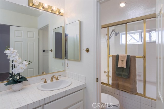 Detail Gallery Image 16 of 25 For 2887 Ashley Dr, Pasadena,  CA 91107 - 3 Beds | 2/1 Baths