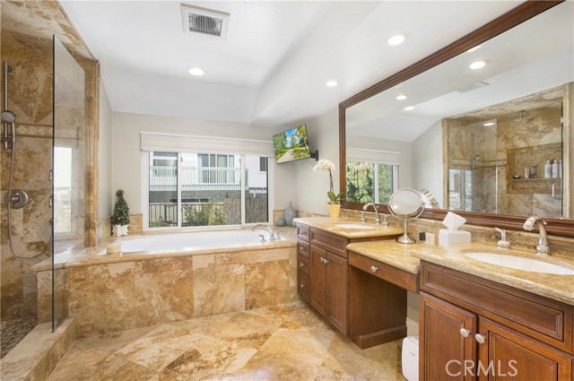 8 Saint Michael, Dana Point CA: https://media.crmls.org/medias/c72c73a0-6190-46fd-a69a-ae9c5978d27a.jpg