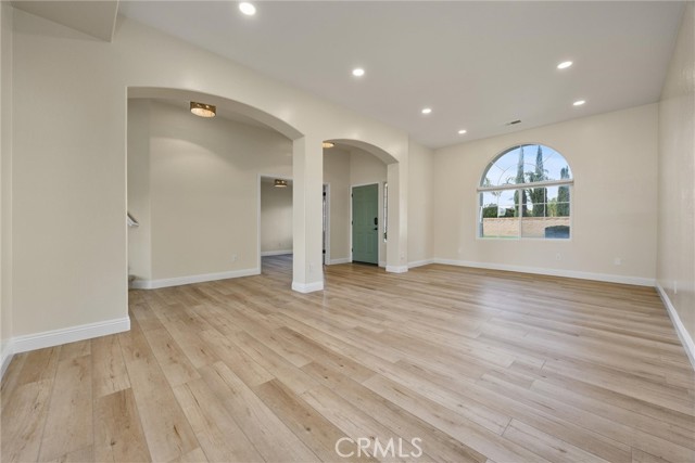 Detail Gallery Image 23 of 55 For 8707 Shore View, Bakersfield,  CA 93312 - 4 Beds | 3 Baths