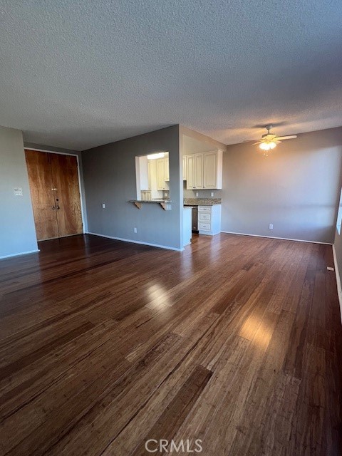 Detail Gallery Image 10 of 16 For 622 S Barrington #302,  Los Angeles,  CA 90049 - 1 Beds | 2 Baths