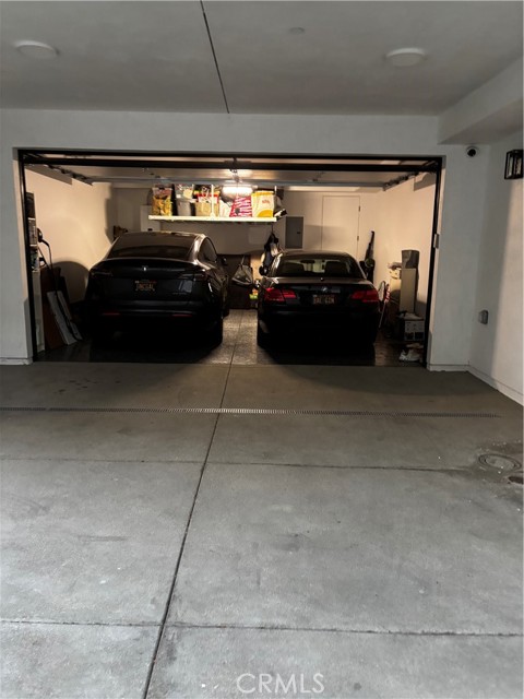 Detail Gallery Image 4 of 43 For 2621 Gates Ave #B,  Redondo Beach,  CA 90278 - 4 Beds | 3 Baths