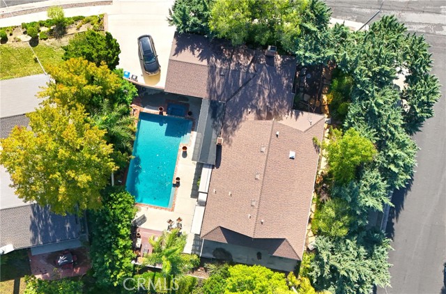 Detail Gallery Image 4 of 54 For 23421 Aetna St, Woodland Hills,  CA 91367 - 3 Beds | 2/1 Baths