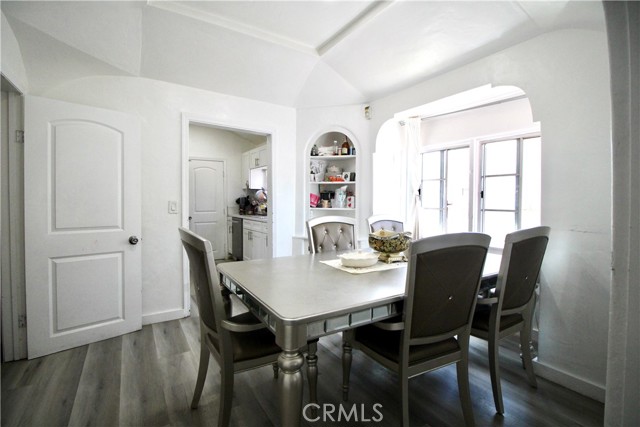 Detail Gallery Image 5 of 12 For 9528 Mcnerney Ave, South Gate,  CA 90280 - 2 Beds | 2 Baths