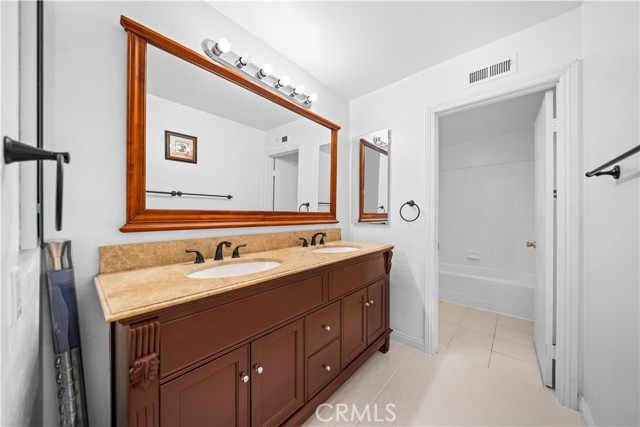24311 Peacock St, Lake Forest (el Toro), California 92630, 5 Bedrooms Bedrooms, ,4 BathroomsBathrooms,Residential Lease,For Rent,24311 Peacock St,CROC25156576