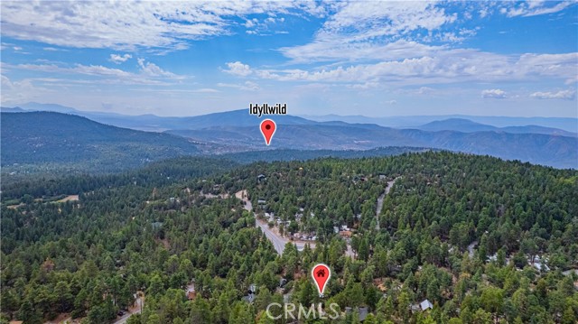 24990 Marion Ridge Drive, Idyllwild CA: https://media.crmls.org/medias/c72e7ed1-7714-447b-95f8-63c5bfff5f54.jpg