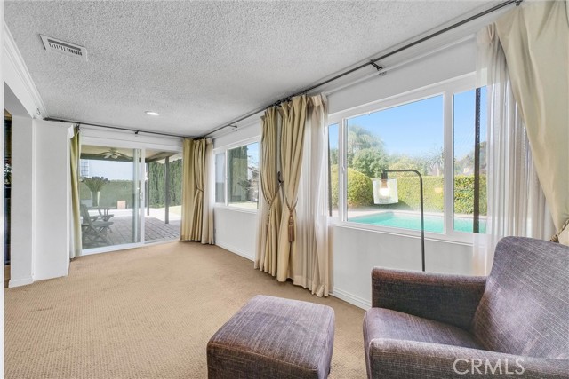 61 W Birchcroft Street, Arcadia CA: https://media.crmls.org/medias/c72ec945-1807-4984-ba15-4b05fe78af40.jpg