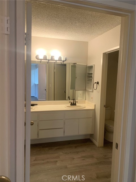 Detail Gallery Image 10 of 12 For 23839 Del Monte Dr #89,  Valencia,  CA 91355 - 1 Beds | 1 Baths