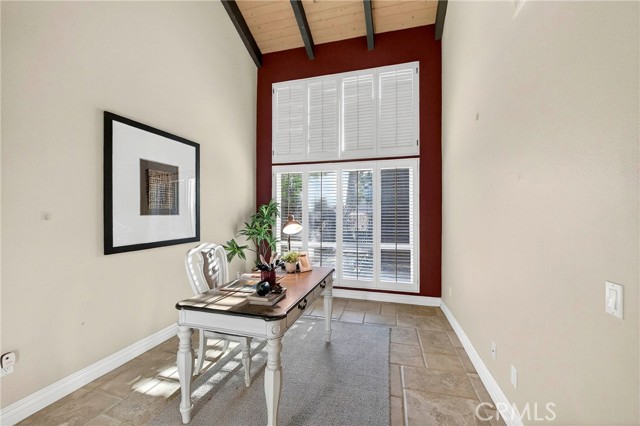 Detail Gallery Image 16 of 49 For 453 Pinehurst Ct, Fullerton,  CA 92835 - 3 Beds | 3 Baths