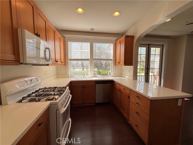 Detail Gallery Image 5 of 33 For 10 Granville, Ladera Ranch,  CA 92694 - 3 Beds | 2/1 Baths