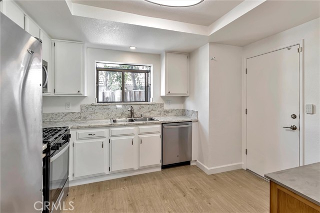 Detail Gallery Image 14 of 33 For 7244 Martwood Way, San Jose,  CA 95120 - 3 Beds | 2/1 Baths