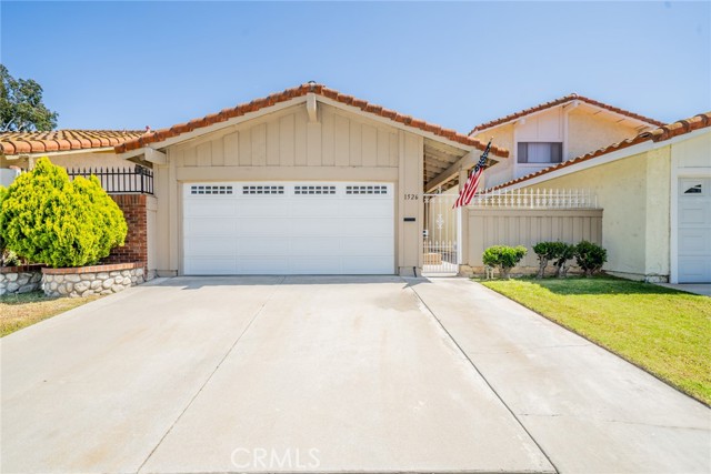 Detail Gallery Image 1 of 1 For 1526 Camelot Dr, Corona,  CA 92882 - 4 Beds | 2/1 Baths