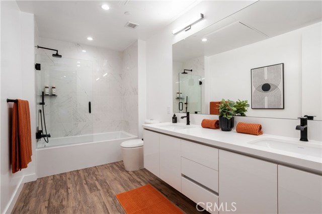 118 Astronaut Ellison S Onizuka Street, Los Angeles CA: https://media.crmls.org/medias/c7302cd9-94d2-4f02-9096-44f0efbf65d8.jpg