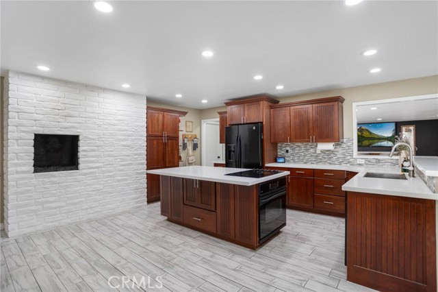 Detail Gallery Image 11 of 58 For 1325 N Birchnell Ave, San Dimas,  CA 91773 - 3 Beds | 2 Baths