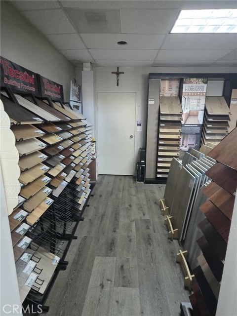 13962 Seaboard Circle, Garden Grove CA: https://media.crmls.org/medias/c7322522-dc7d-4ded-83f6-48c7a3f619d7.jpg
