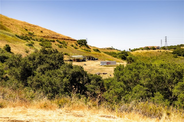 680 Spring Canyon Lane, Nipomo CA: https://media.crmls.org/medias/c73244d9-2b34-499b-9a11-8f3d19a2bd81.jpg