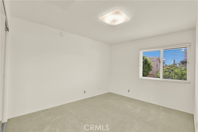 Image 33 of 46 For 8452 Deepview Drive