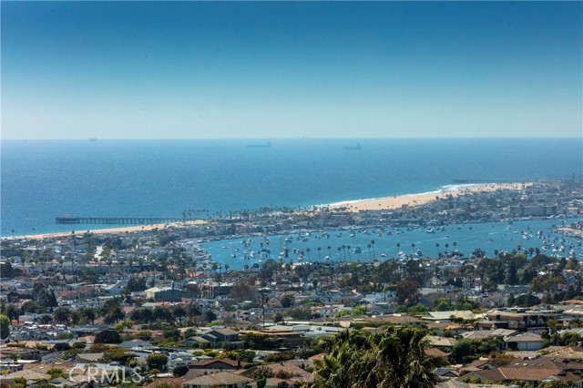 Detail Gallery Image 3 of 36 For 3 Sea Shell, Newport Coast,  CA 92657 - 6 Beds | 6/1 Baths