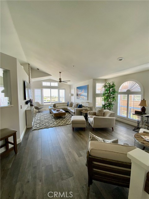 Detail Gallery Image 9 of 65 For 25 Ville Franche, Dana Point,  CA 92629 - 3 Beds | 2/1 Baths