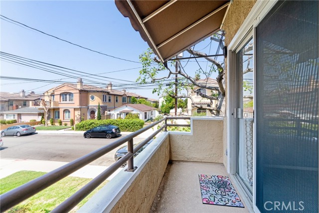 2412 Rockefeller Lane, Redondo Beach, California 90278, 3 Bedrooms Bedrooms, ,3 BathroomsBathrooms,Residential,Sold,Rockefeller,SB22071015