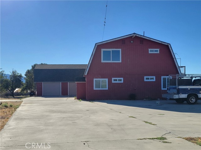 59120 Coyote Canyon Road, Anza CA: https://media.crmls.org/medias/c733cccc-adc4-4d00-8053-2b8d5d6afbb8.jpg