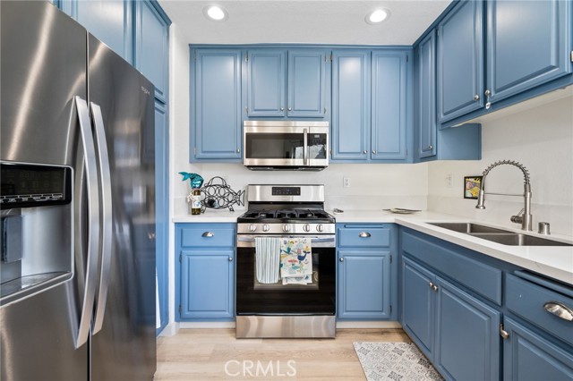 718 W 37th Street, San Pedro CA: https://media.crmls.org/medias/c7343f5e-45f7-4e1e-a551-1b8834356ec0.jpg