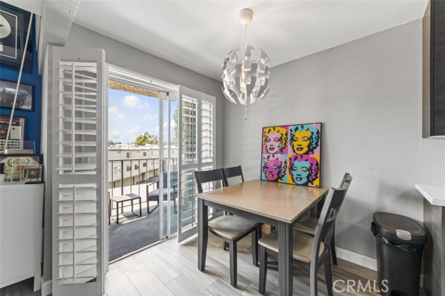 Detail Gallery Image 7 of 25 For 4311 Colfax Ave #222,  Studio City,  CA 91604 - 1 Beds | 2 Baths