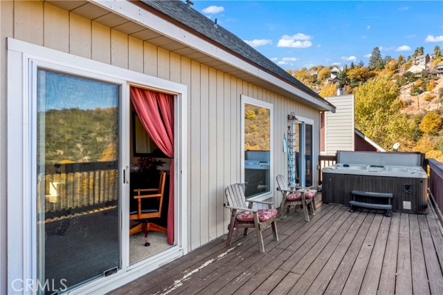 Detail Gallery Image 38 of 40 For 949 Trinity Dr, Lake Arrowhead,  CA 92352 - 3 Beds | 2/1 Baths