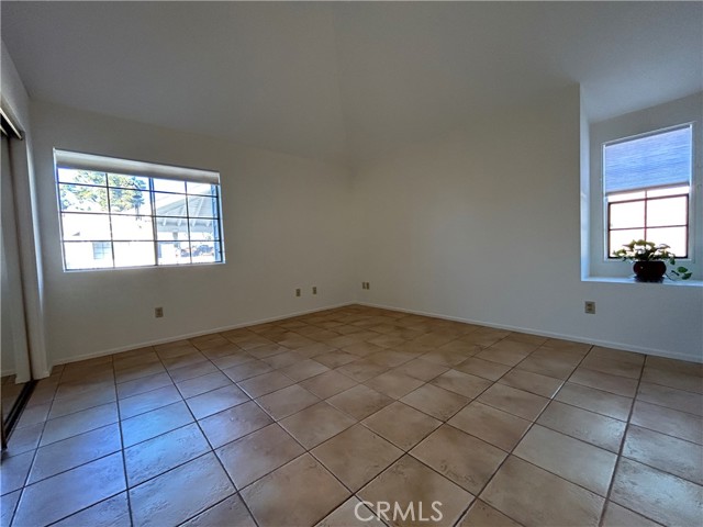 Detail Gallery Image 11 of 23 For 4682 Warner, Huntington Beach,  CA 92649 - 2 Beds | 2 Baths