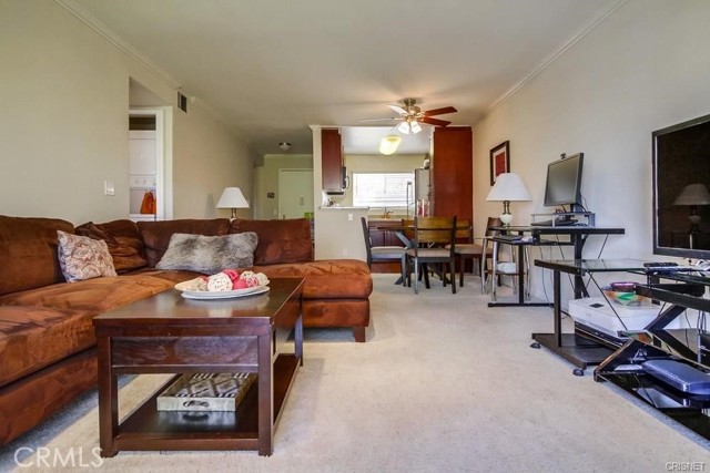 Detail Gallery Image 4 of 22 For 21550 Burbank Bld #205,  Woodland Hills,  CA 91367 - 2 Beds | 2 Baths