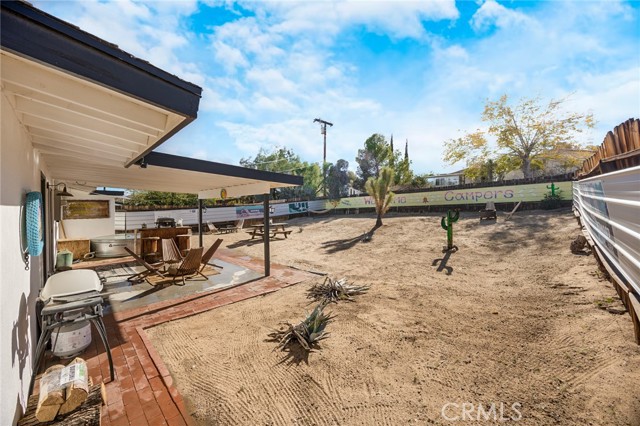 Detail Gallery Image 32 of 40 For 61503 Sunburst, Joshua Tree,  CA 92252 - 2 Beds | 1/1 Baths